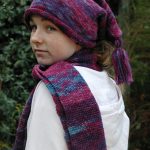 Simple stocking stitch hat and moss stitch scarf pattern by debbie tomkies of dt craft and design